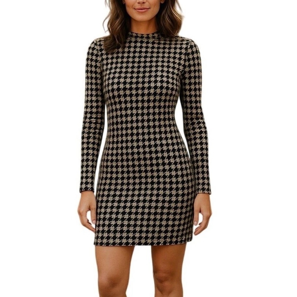 Lulus “Cool Girl Status” Long Sleeved Mini Dress M Black Tan Geo Pattern